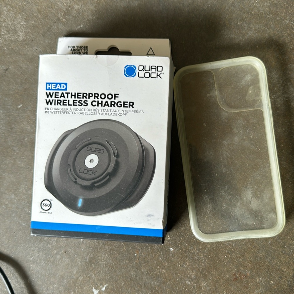 Quad lock weather proof charger & cover for iPhone